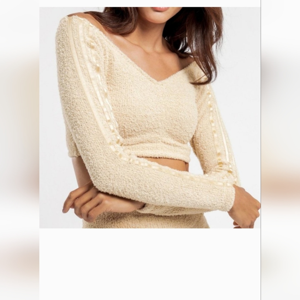 Adidas H18833 Relaxed Fluffy Knit Ruched Cropped Top Beige-Small